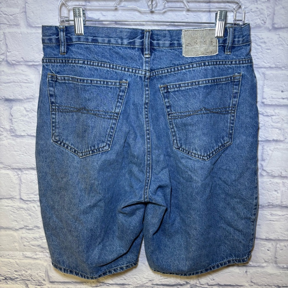 VINTAGE Bugle Boy Shorts Mens 33 Blue 750  Denim Dad Jorts Medium Wash